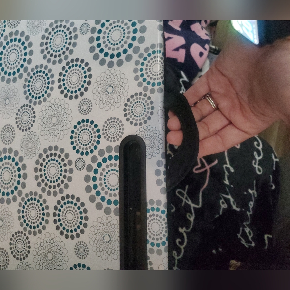 Patterned Lap Desk with Circular Design - Picture 2 of 7